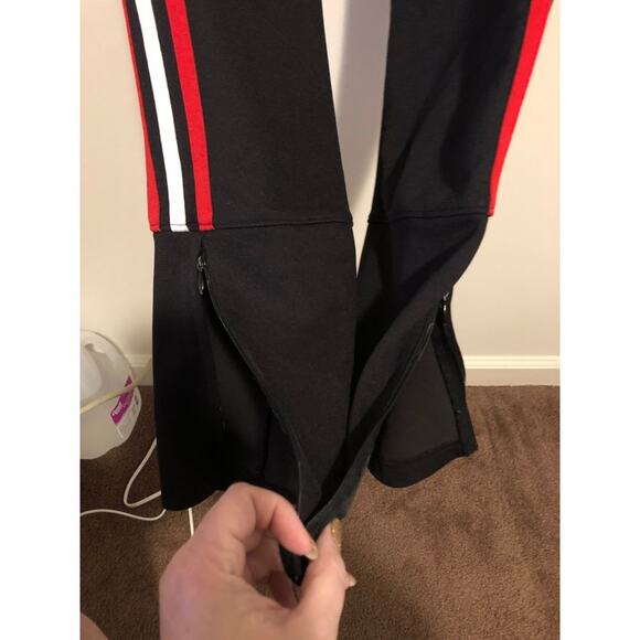 Adidas track pants size YL - Picture 4 of 7